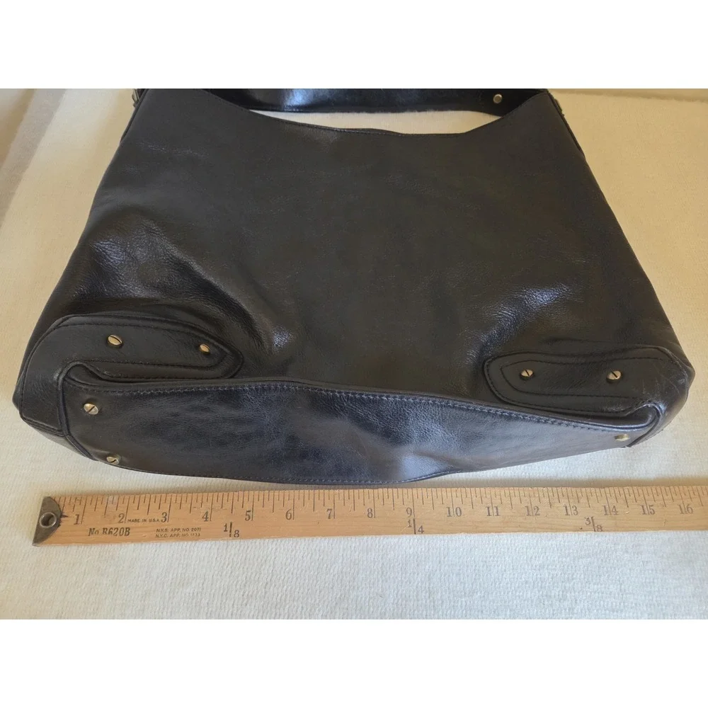 Cole Haan Hobo Vintage Village Soft II Pebble Leather Bag Black / Gold‎ Hardware